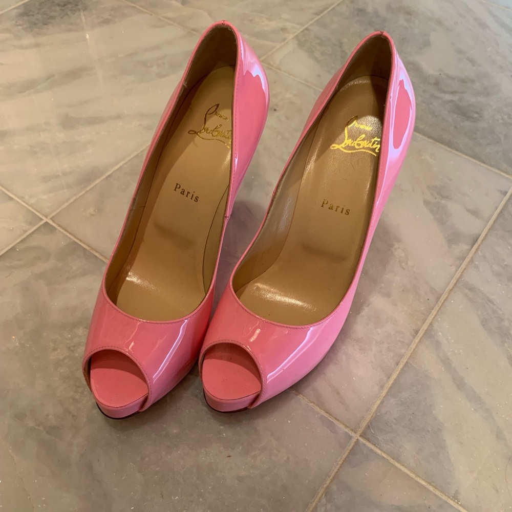 Christian Louboutin New Very Prive